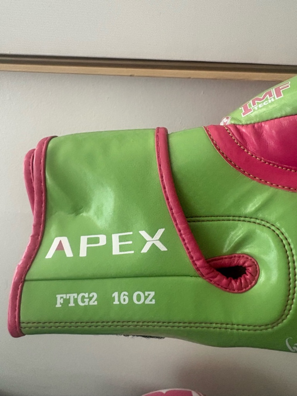 Ringside Pink and Green Boxing Gloves - Picture 6 of 6